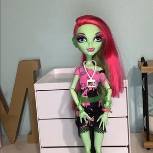Monster High Doll: Venus McFlytrap
